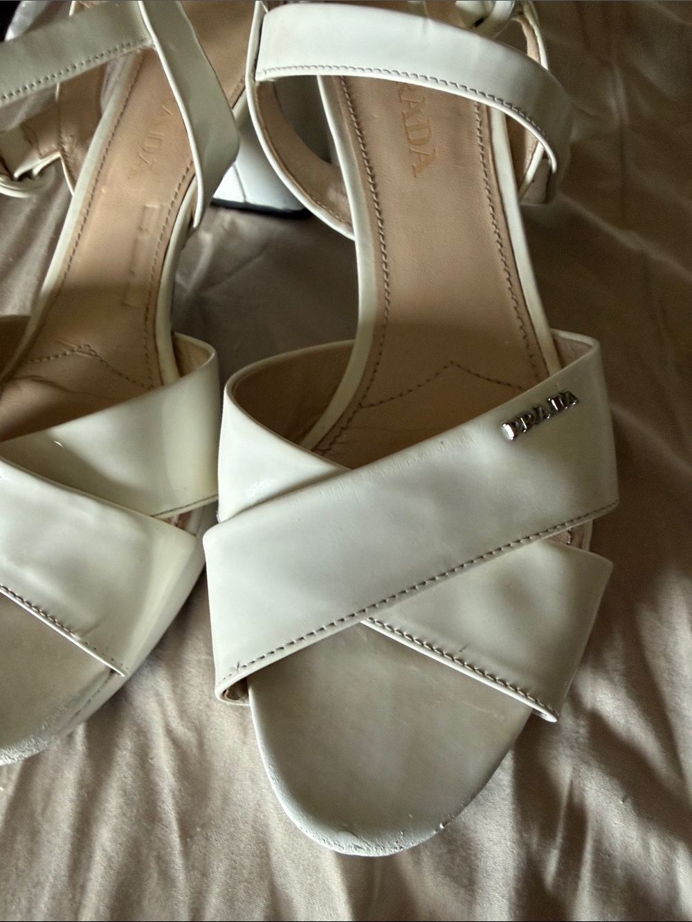 shoes - Picture 2 of 8